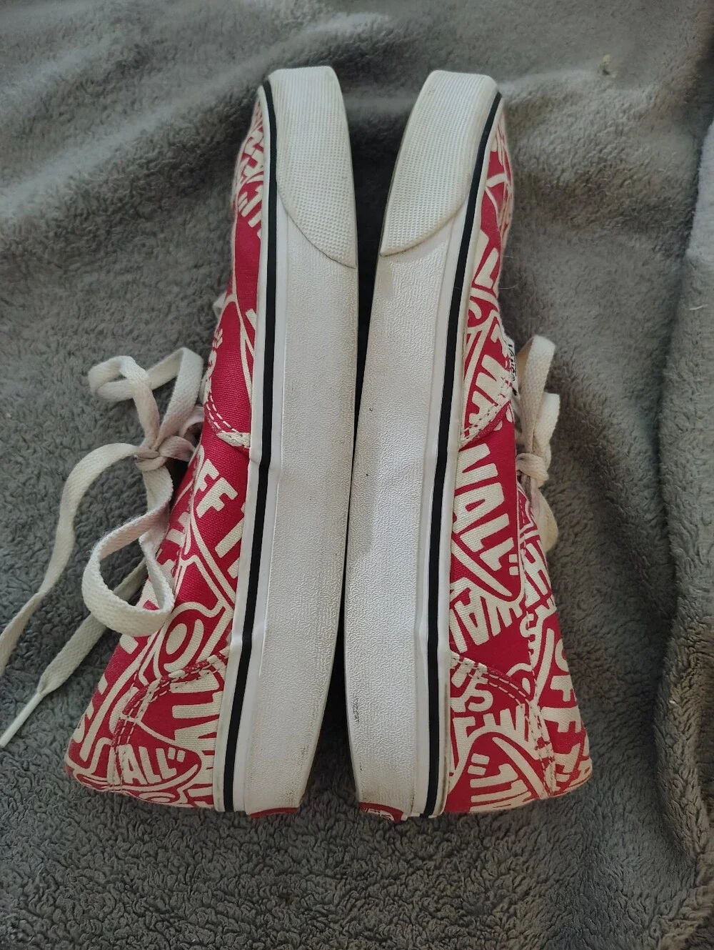 Vans Red and White Logo Print Low-Top Sneakers